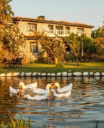 Ortaca Bed & Breakfast | Otantik Tas Ev