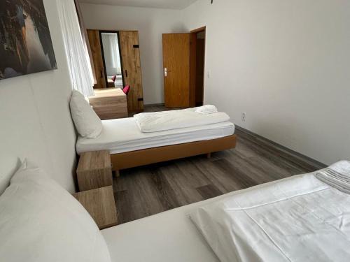 Ricklingen Apartment | Othman Appartements Pfarrstraße 54 2OG