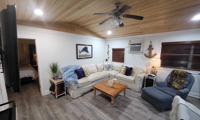 Grand Isle House | Our Family Tradition II