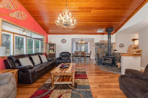Glencoe House | Our Silver Lining