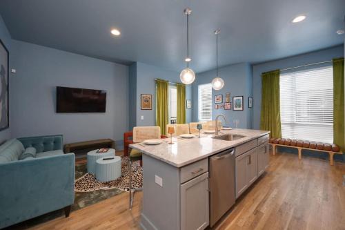 Nashville House | Outlaw Oasis Tranquil 2 BDR