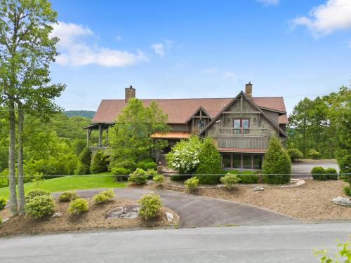 Frank House | Overlook at Wilderness Trail
