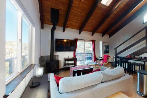 Tahoe Village Apartment | Overlook Nook