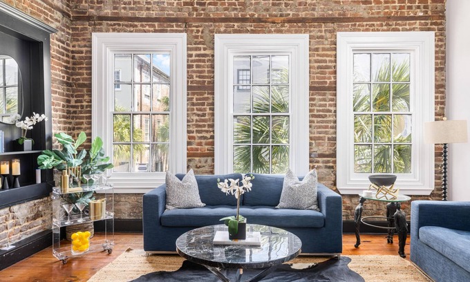 Radcliffeborough Apartment | Overlooking King Street, Steam Shower, + Parking Included