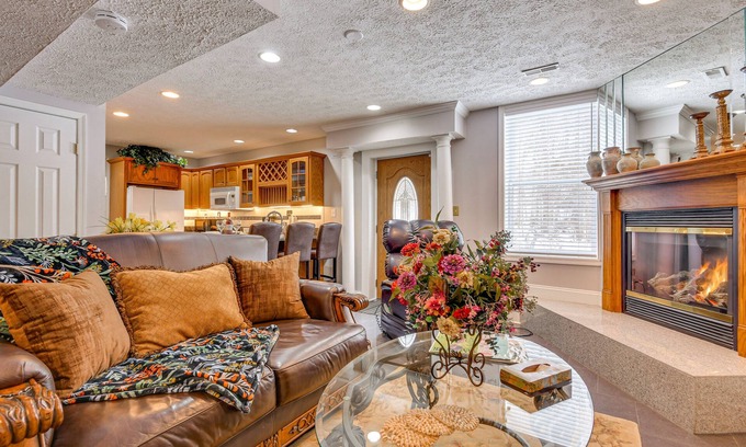Owings Mills Apartment | Owings Mills Apartment - 13 Mi to Maryland Zoo!