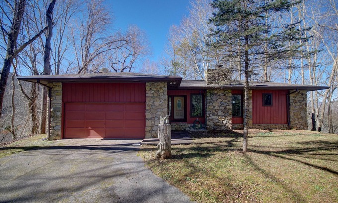Robbinsville Cabin | Owls Nest Cabin