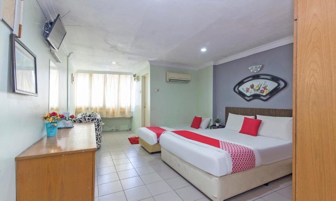 Kampung Sungai Raya Hotel | OYO 90118 Suntex Hotel