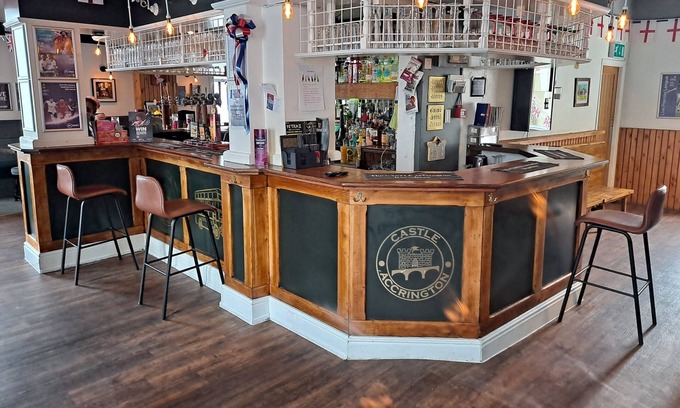 Accrington Hotel | OYO Castle Hotel, Accrington