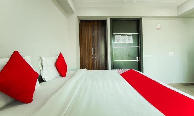 Ghata Hotel | OYO Flagship 81044 Cosy Tree Rooms