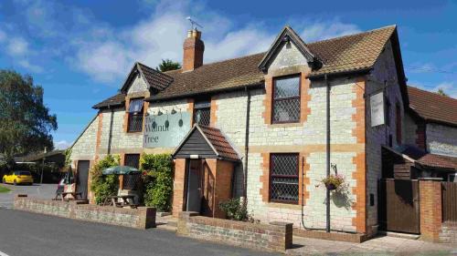 West Camel Hotel | OYO The Walnut Tree