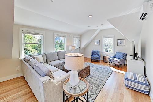 Chatham Apartment | Oyster Beach Bungalow