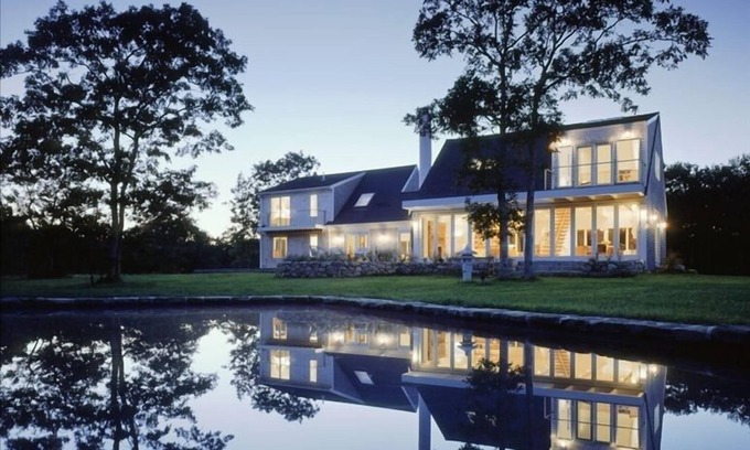 Edgartown House | Oyster Pond NEW Pickleball Court, pool, hot tub, kayaks, pets ok