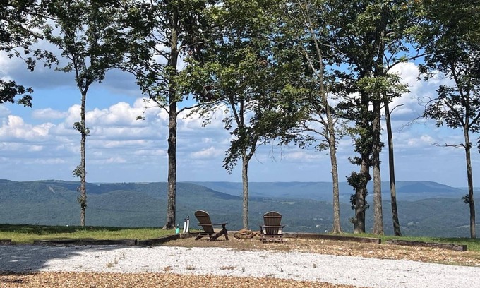 Jasper House | Ozark Vista Retreat - Ozark views and modern style