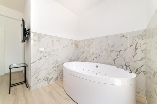 Salerno House | P&B Deluxe Rooms