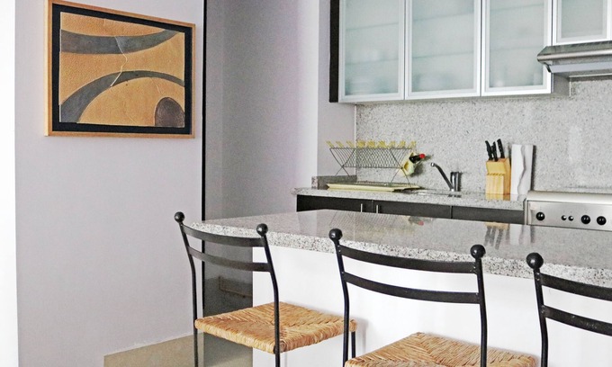 Colonia Centro Condo | PA Suites Historic Center, Airport Service, Bilingual Tours, Pool Gym 328
