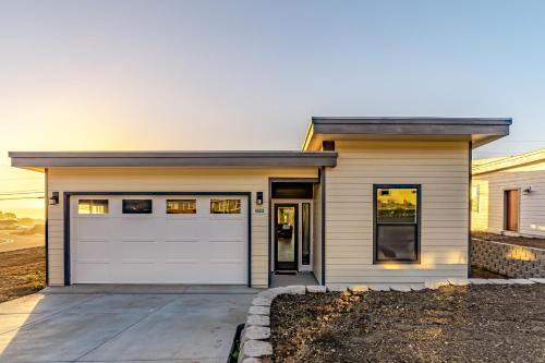 Gold Beach House | Pacific Breeze