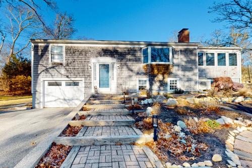 Harwich Center House | Paddock Pad