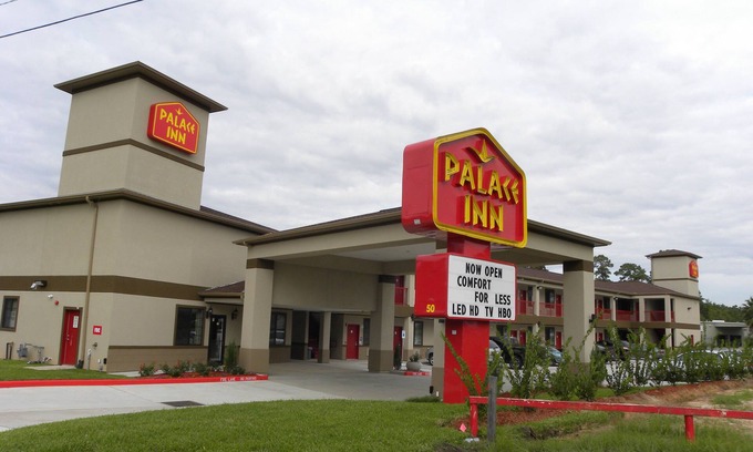 Humble Hotel | Palace Inn Kingwood