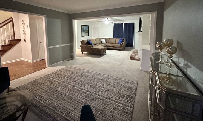 Little Rock House | ✦Palace near North Hills✦