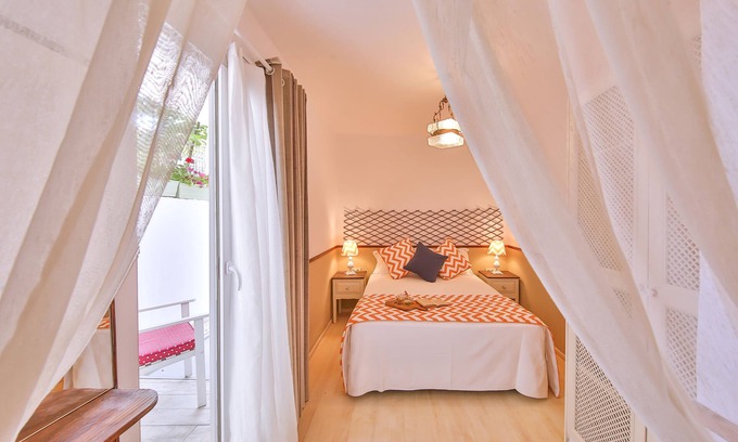 Altınyunus Mahallesi House | Palas Ilica