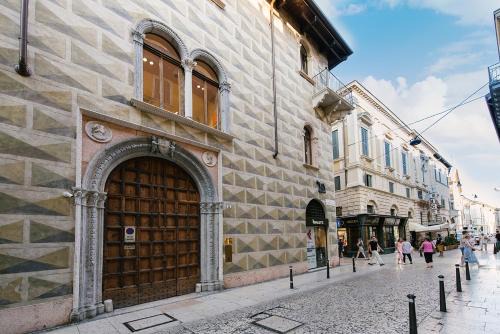 Citta Antica Apartment | Palazzo Confalonieri da Lisca