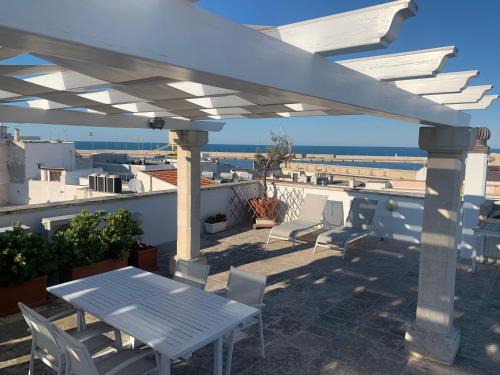 Centro Storico Apartment | PALAZZO DEI GESUITI APPARTAMENTO con TERRAZZA PRIVATA
