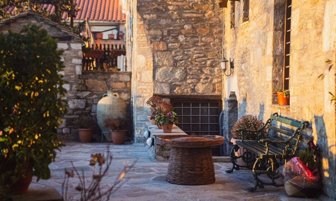Agios Lavrentios Hotel | Palio Eleotrivio Guesthouse