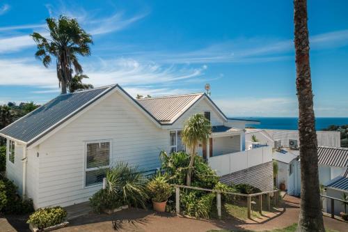Palm Beach Apartment | Palm Beach Penthouse by Waiheke Pure