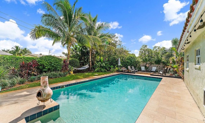 Florida North Atlantic Coast House | Palm Paradise Retreat