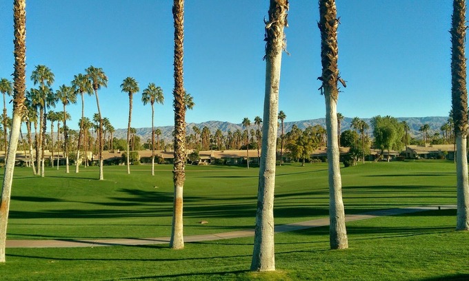 Palm Desert Condo | Palm Valley CC 2BR/2BA on golf course