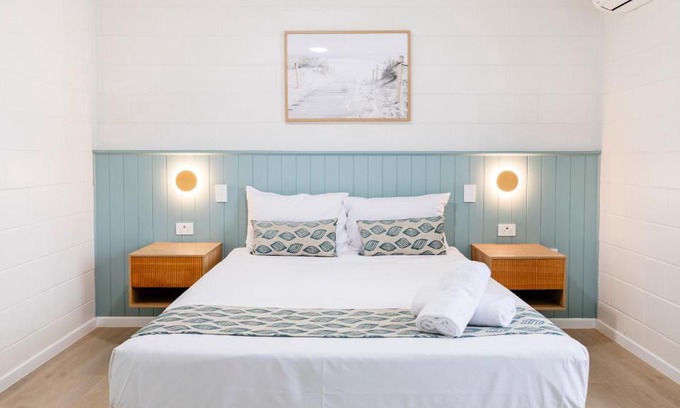 Bowen Apartment | Palm View Holiday Apartments