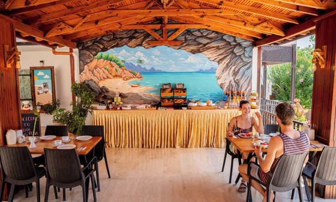 Camyuva House | Palma Rosa Hotel