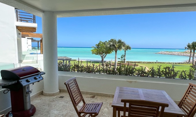 Cap Cana Marina Apartment | Palmera Ocean front 2 Bd