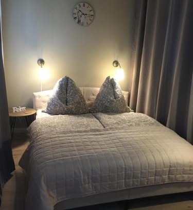Hilbringen Apartment | Palmina`s Ferienwohnung