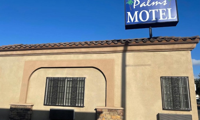 El Rancho Hotel | Palms Motel