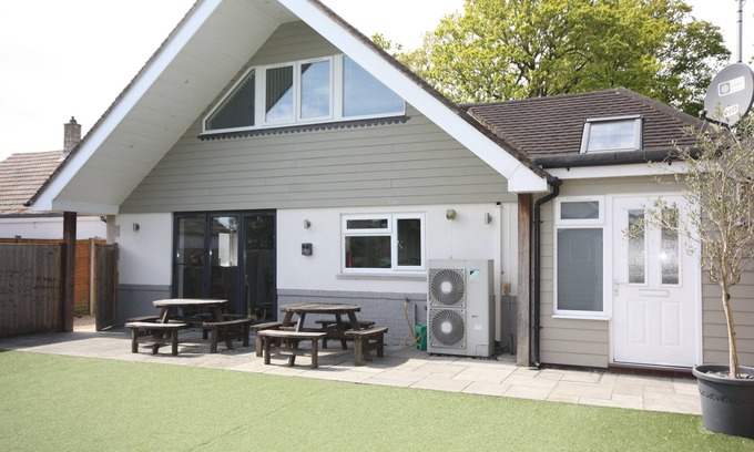 Ferndown House | Pamper house holiday home and annex