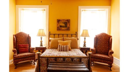 Cimarron Hotel | Pancho Griego - Historic Hotel