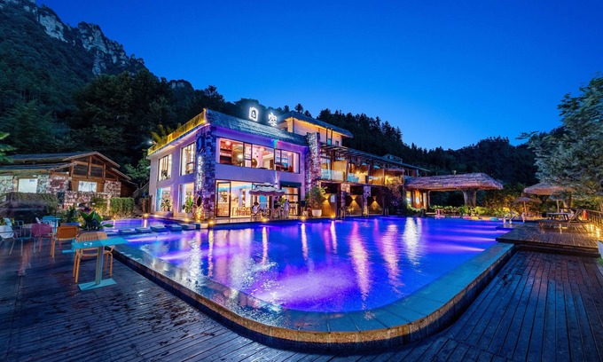 Wulingyuan Hotel | Pandora Vista Retreat
