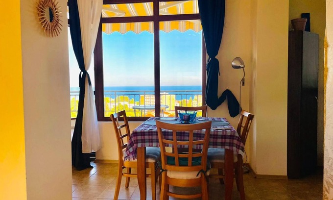 Primorski Apartment | Panoramic 2-bedrooms apartment, 5 minutes far from the sea!