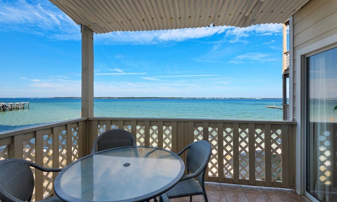 Pensacola Beach Condo | Panoramic Bay View! Family Friendly Beach, Quiet Surf Sounds!