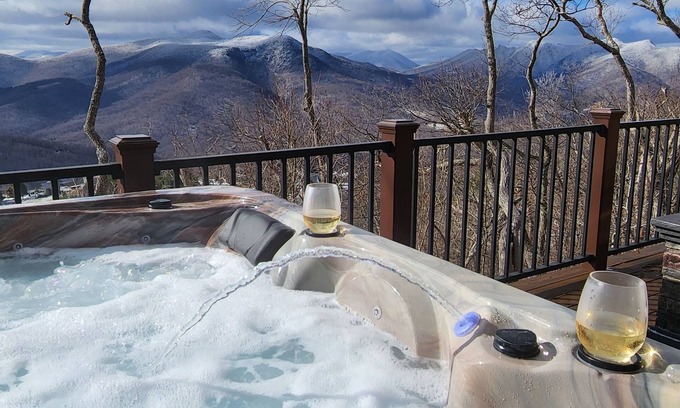 Buck Mountain House | Panoramic Long Range Mountain Views on 4ac, Hot Tub, Pool Table, Arcade, Firepit