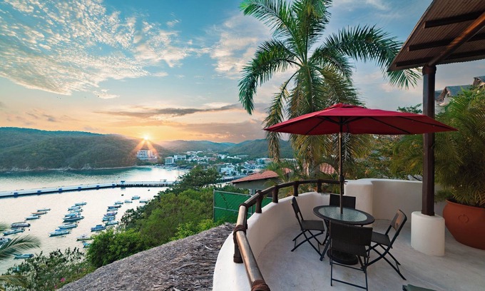Santa Maria Huatulco Villa | Panoramic Sunset Villa