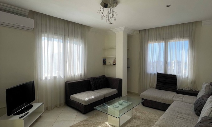 Oran Apartment | Panoramic view Spacious, bright apartment