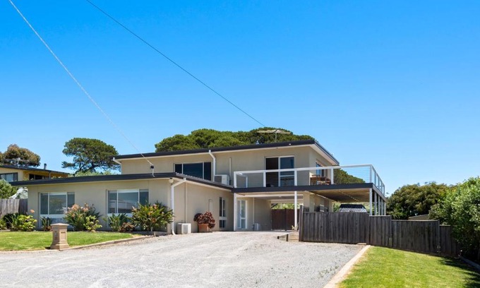 Portarlington House | Panoramic Views