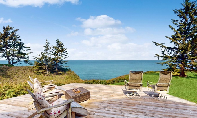 Oak Harbor House | Panoramic waterview home with sauna, high end furnishings and fireplace