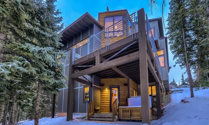 Copper Mountain House | Parade of Homes triple award winning estate, short WALK TO SLOPES, sprawling modern luxury!