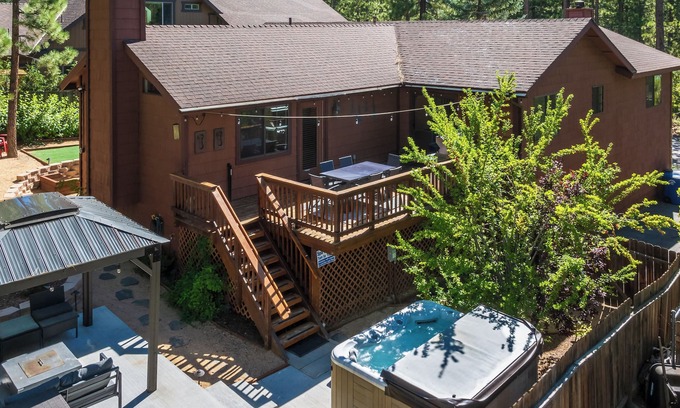 Fox Farm Cabin | Paradise Amongst the Pines