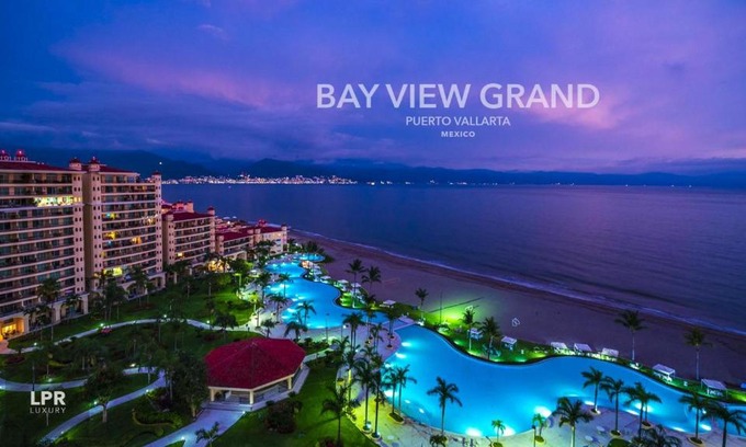 Marina Vallarta Apartment | Paradise apartment, private beach condo Bay View Grand