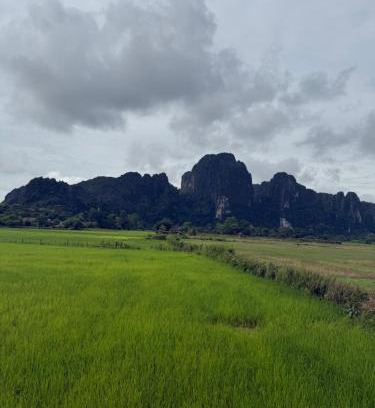 Vang Vieng Resort | Paradise Mountain View Resort