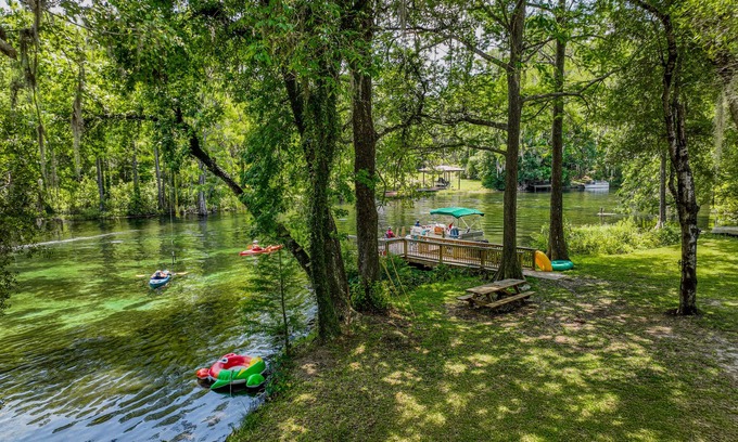 Dunnellon House | Paradise on the Rainbow River
